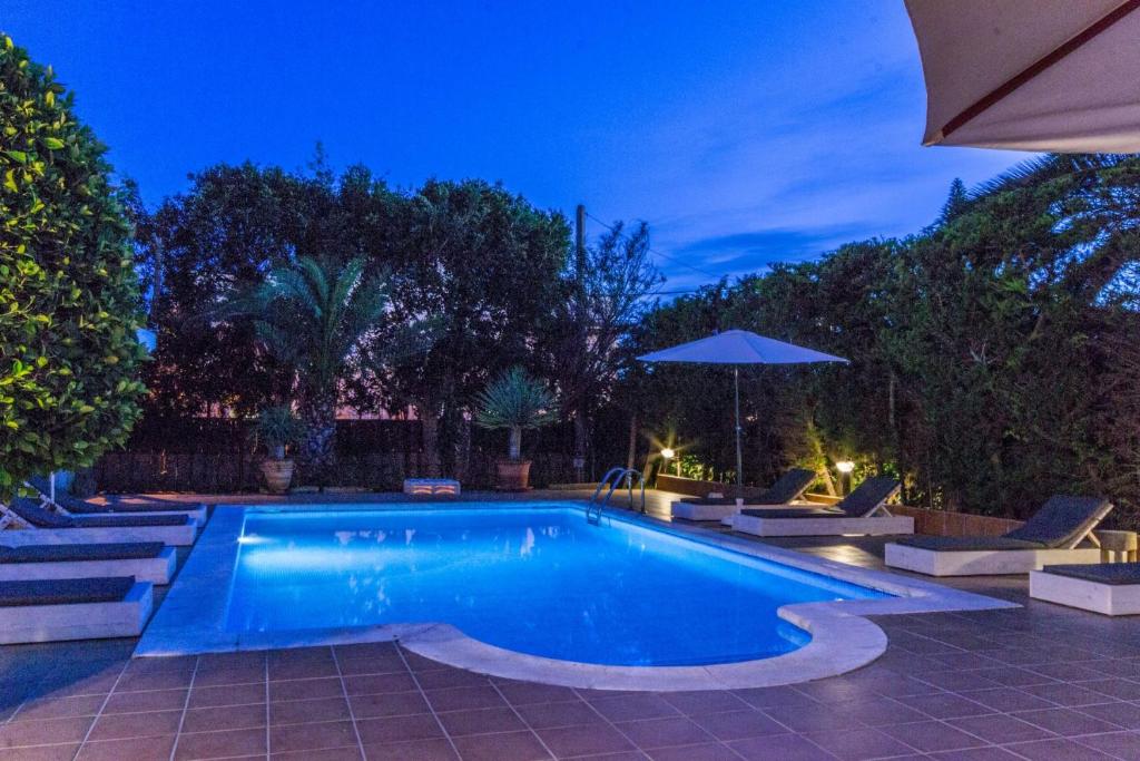 Villa Wicker photo