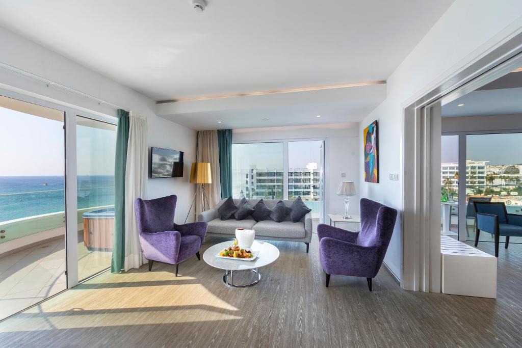 Melissi Beach Hotel & Spa 共用ラウンジ/TVエリア