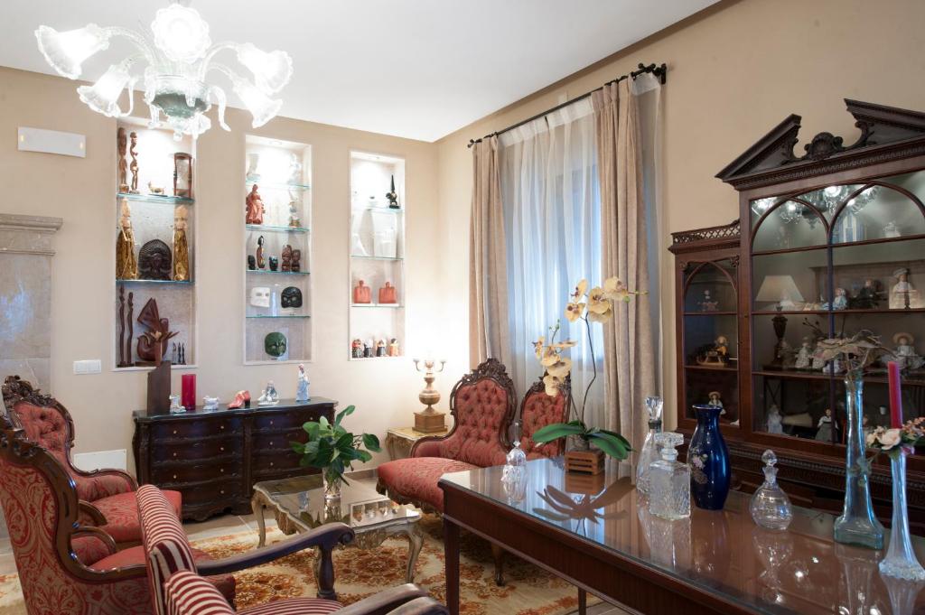Can Corem de Son Moix - Luxurious 6-bedroom villa just 10 minutes from the beach - 4