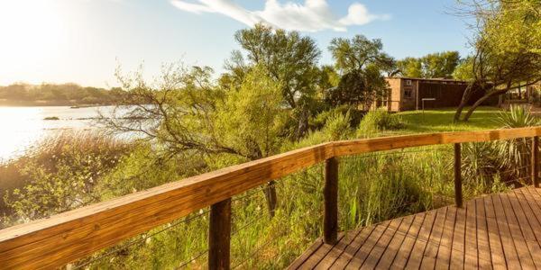 Waschbank River Lodge photo