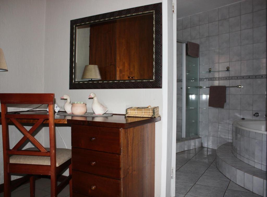 Eagles Nest Lodge photo