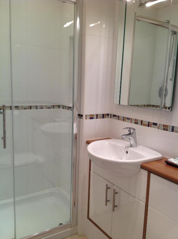 Moraydale Guest House photo