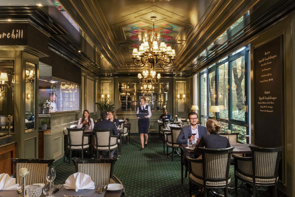 โรงแรมมาริทิม เบรเมน (Maritim Bremen Hotel)