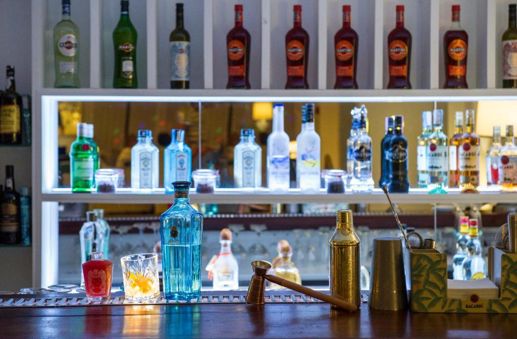 อาหารและเครื่องดื่ม