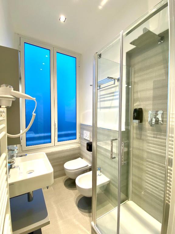 THE ONE - SUN 'n SEA ROOMS photo