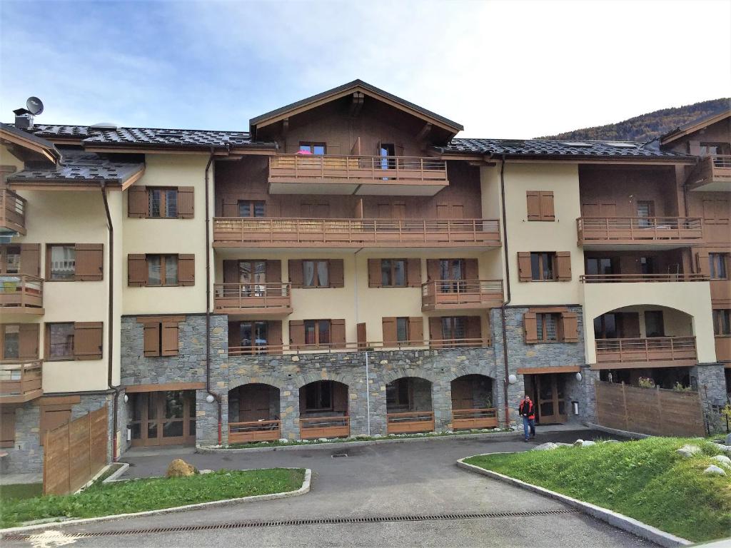 Deluxe Ski and Summer Apartment, Parking and WiFi - 1