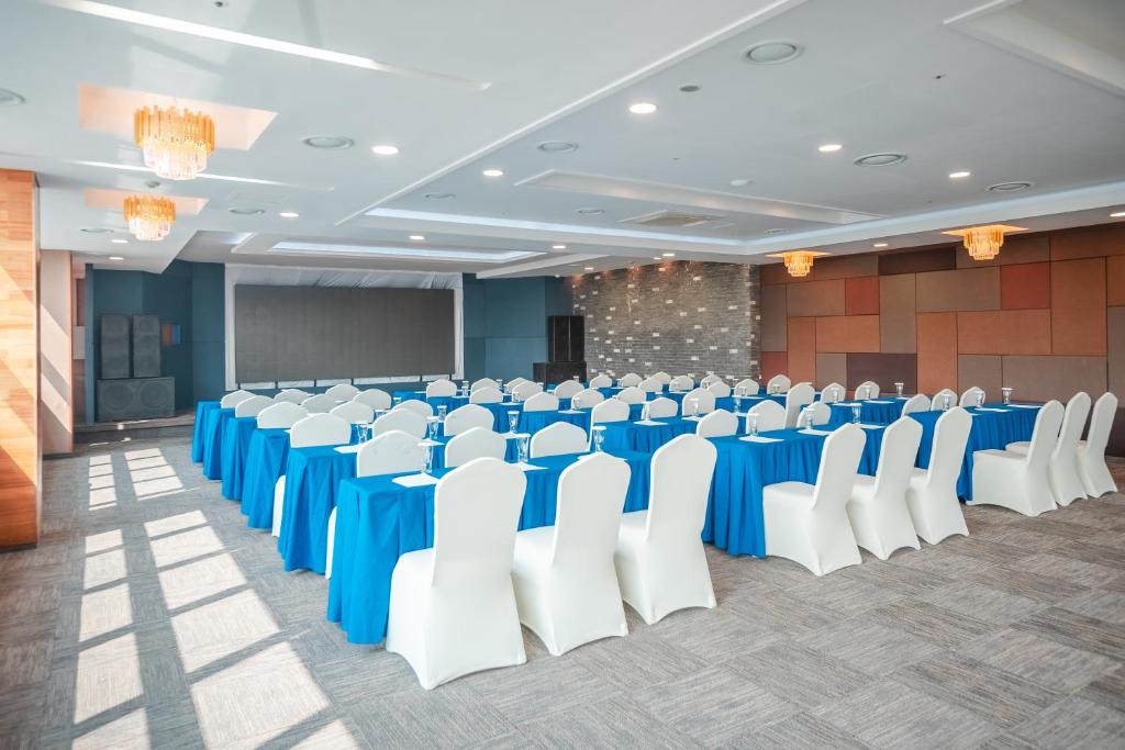 Business center
