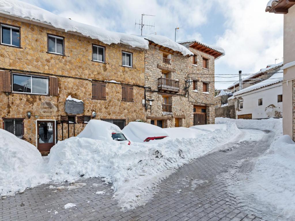 Welcoming apartment in Gudar with terrace