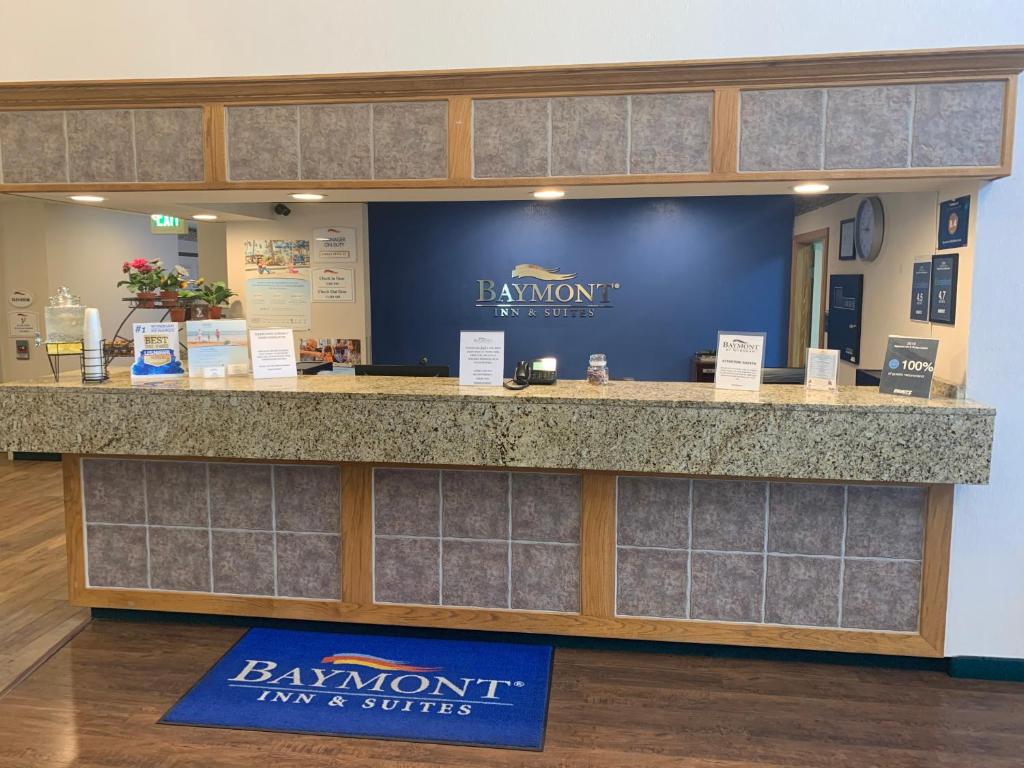 Baymont by Wyndham Limon photo
