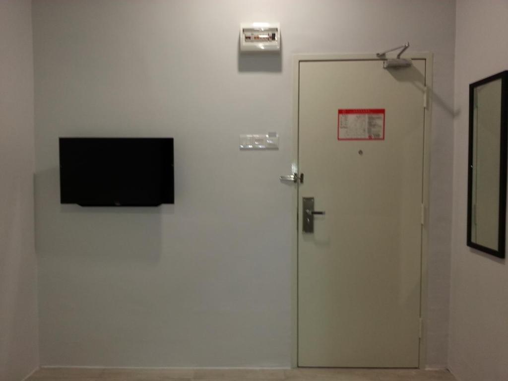 L Hotel photo