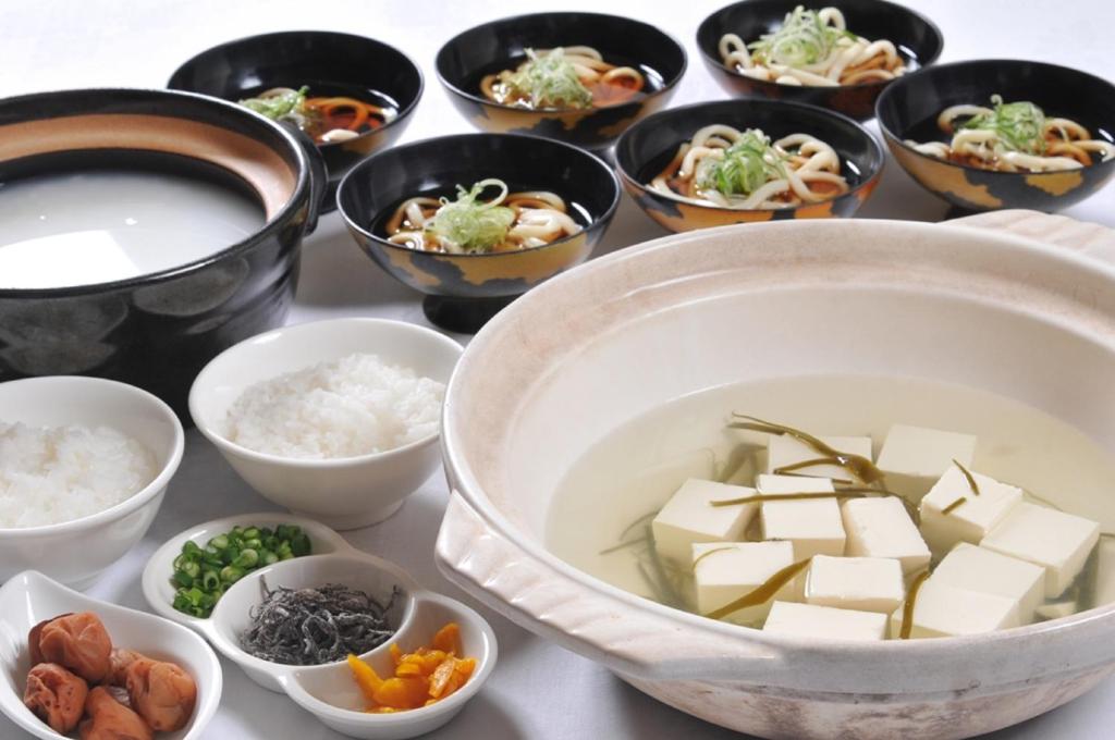 طعام و مشروبات