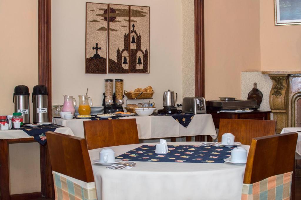 Comida y bebida