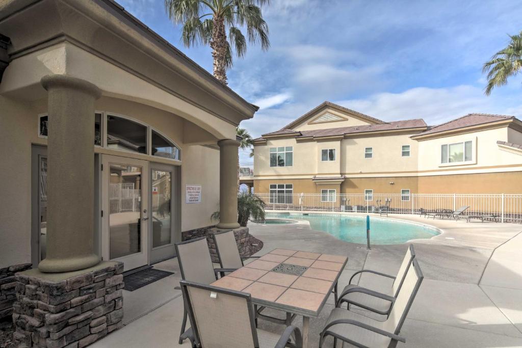 Desert Condo with Pool about 3 Miles to Colorado River! photo