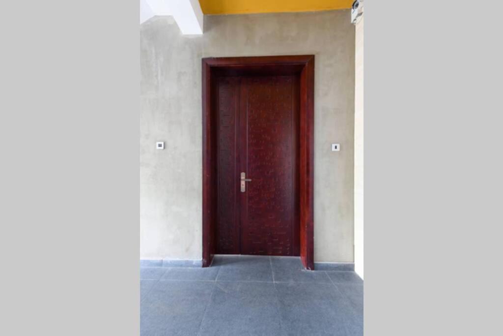 Amaze Residence luxury 2 bedroom apartment 5 photo