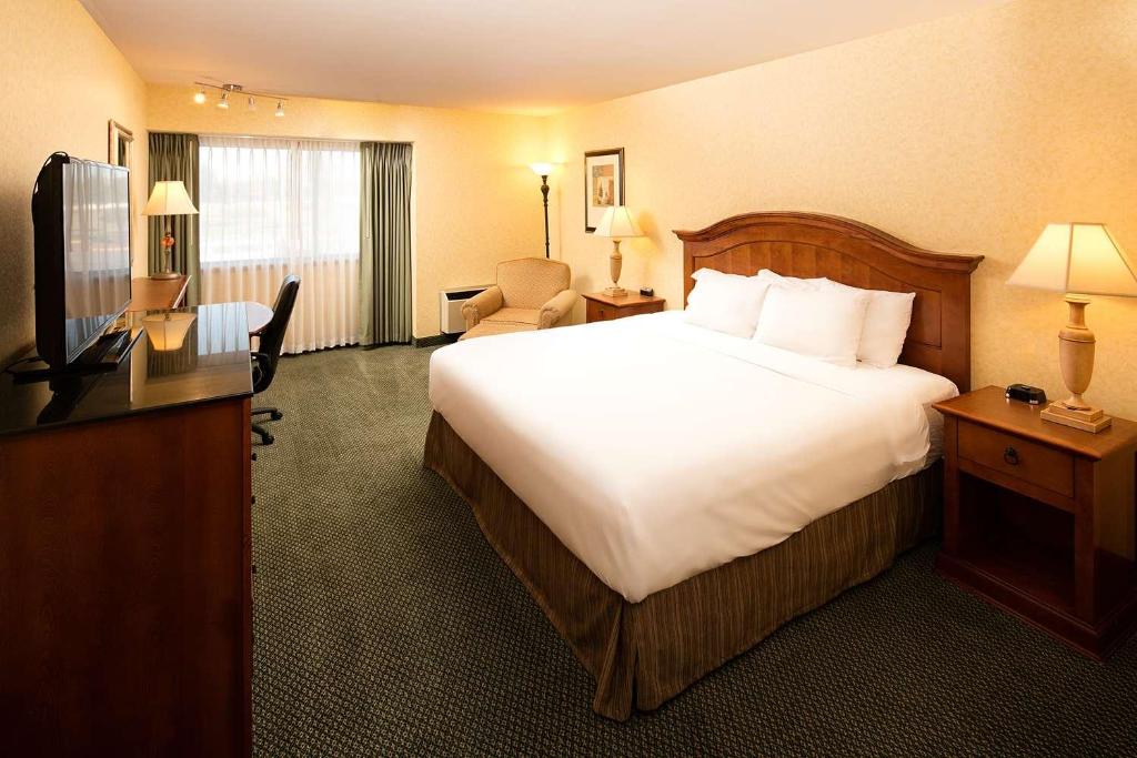فندق ريد ليون كينويك كولومبيا سنتر (Red Lion Hotel Kennewick Columbia Center)