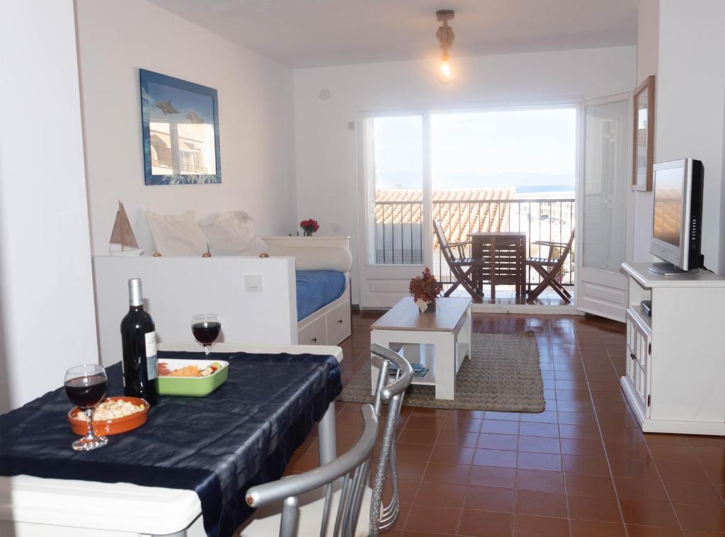 Coco Apt renovated and with seaview - 3