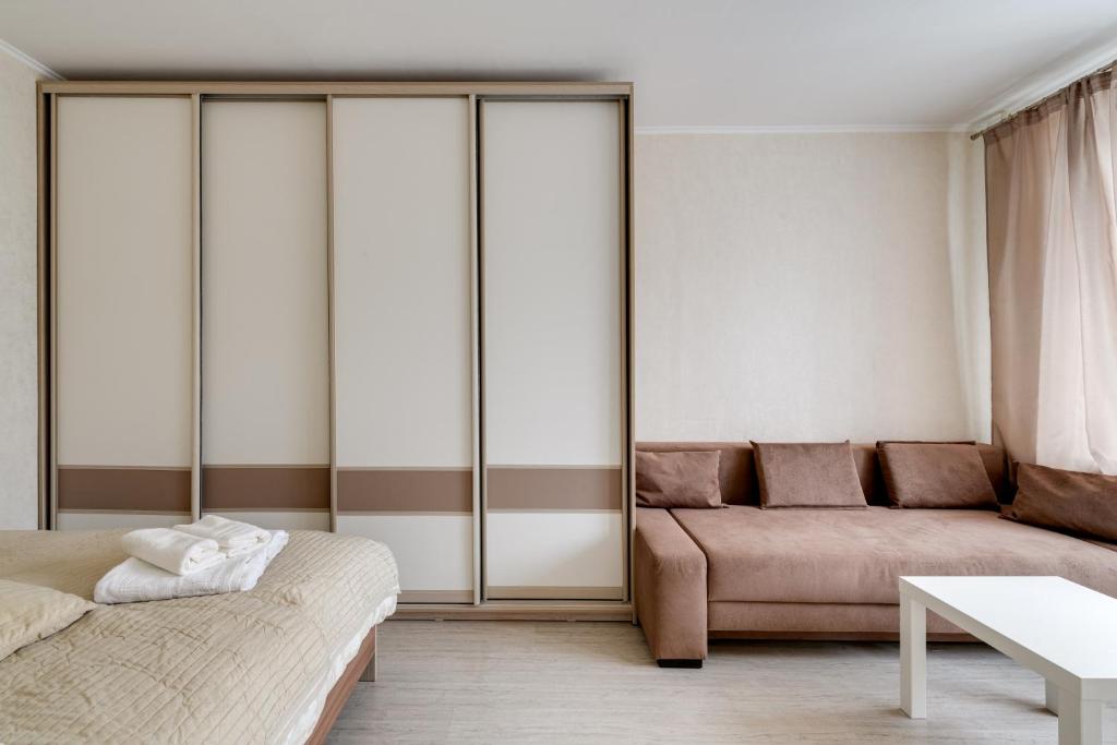 Cosy apartment with two bedrooms on Khersonskaya street photo