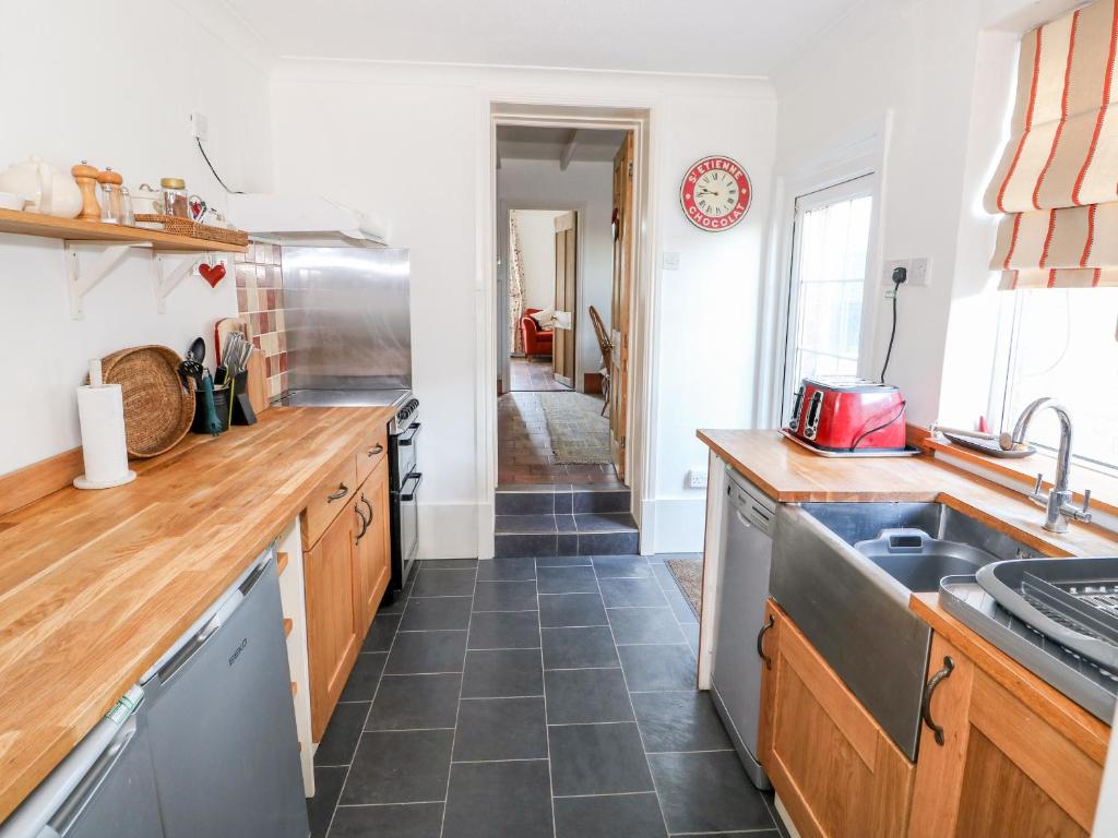 Carrstone Cottage, Heacham photo 3