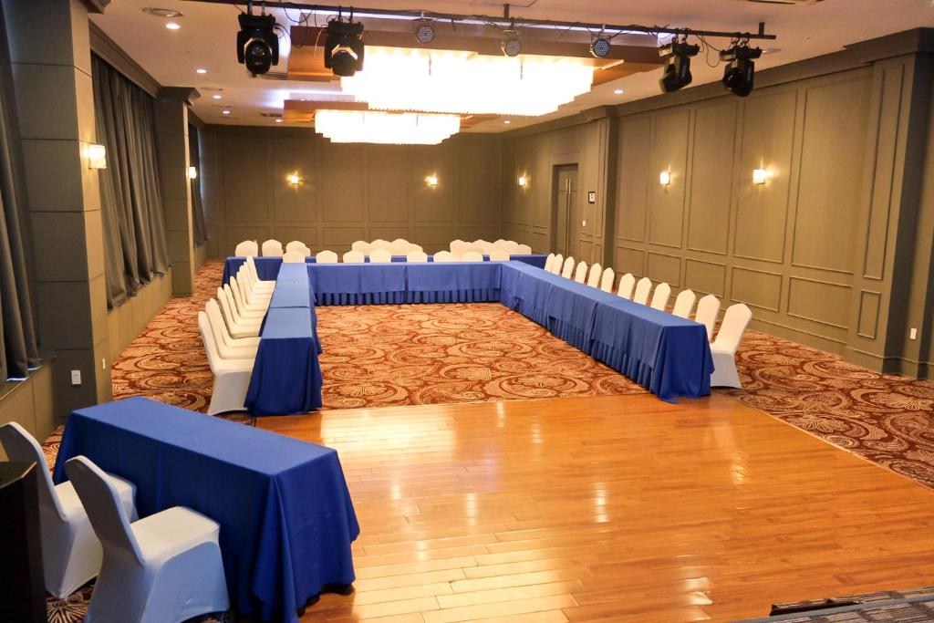 Business center
