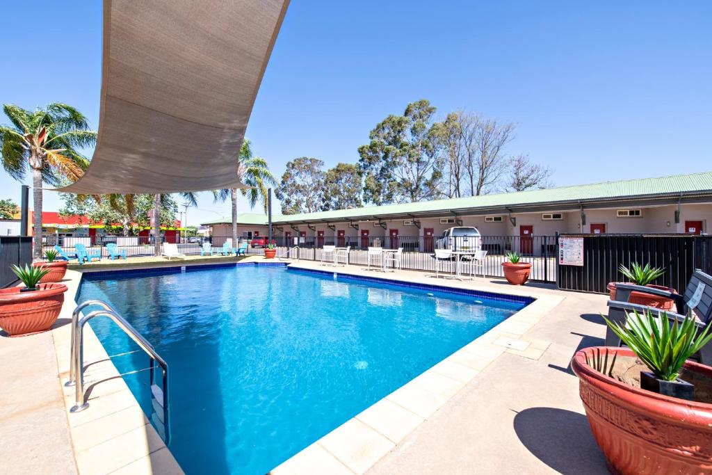 Hotels in Wongarbon, Australia price from 133 of Hotels