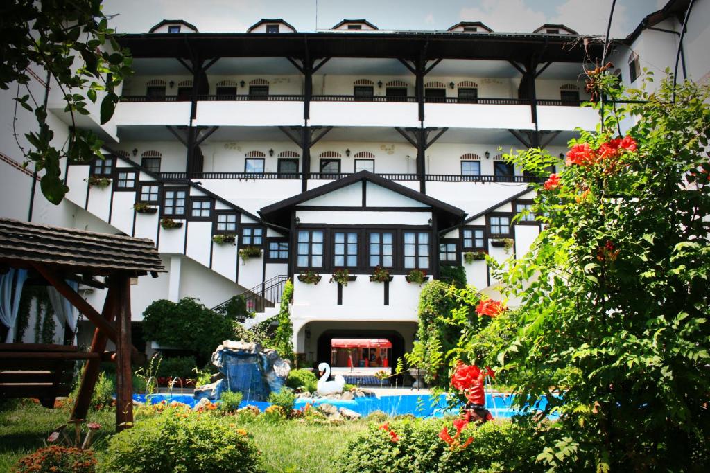 Complex Turistic "Moara Dragaicilor" — Hotel in Buzau