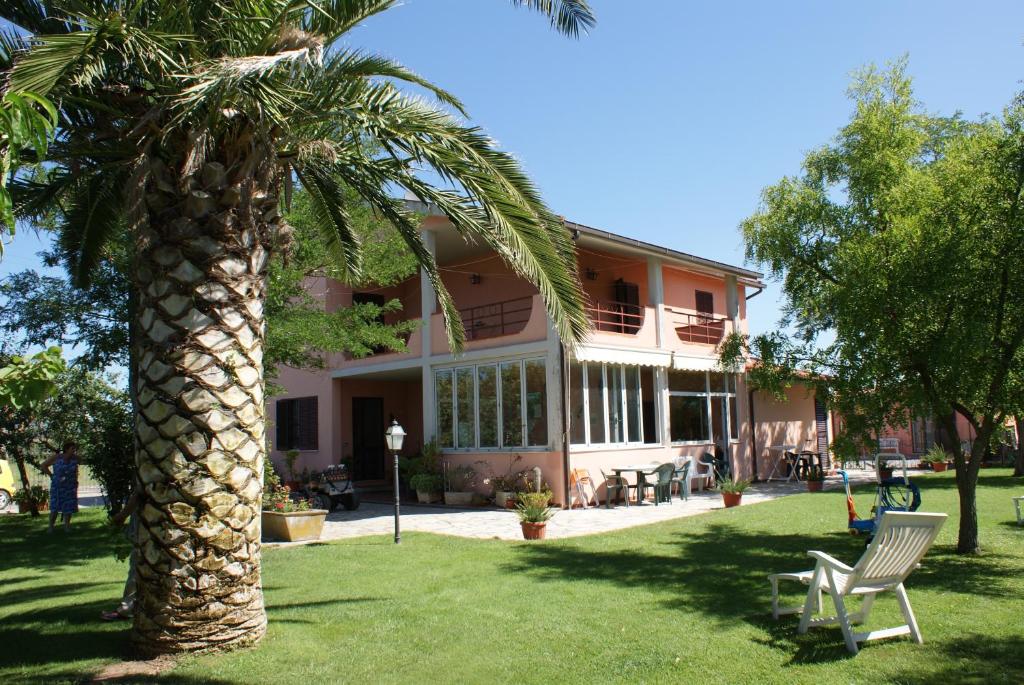 Agriturismo La Siesta의 야외 수영장