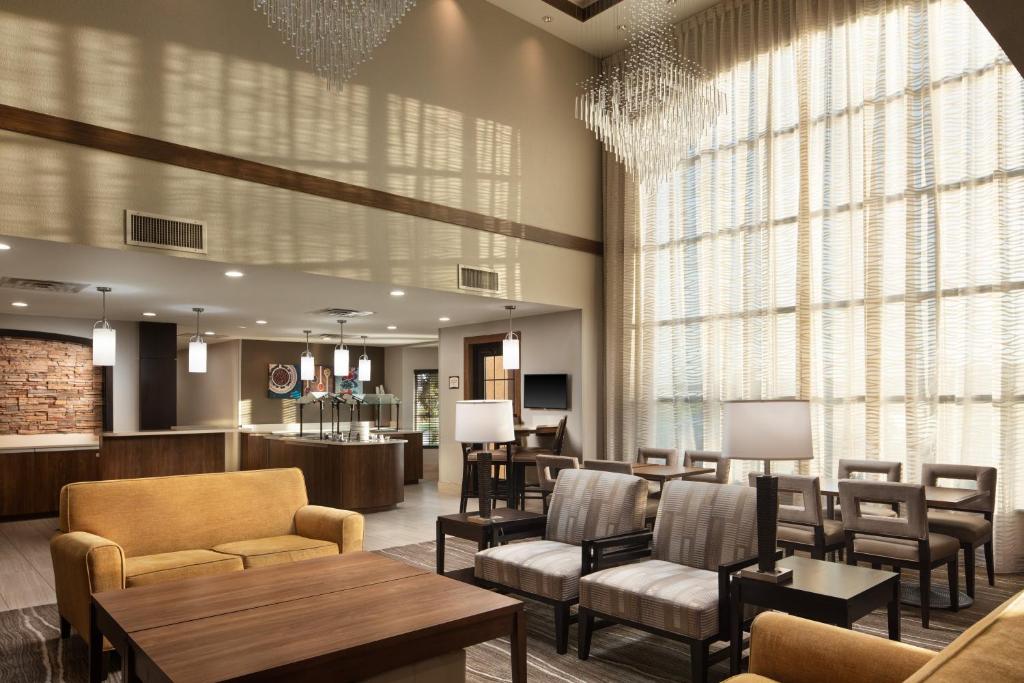 Staybridge Suites West Fort Worth By IHG お料理のイメージ