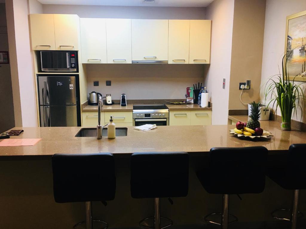 JCB Dubai Marina Apartment photo