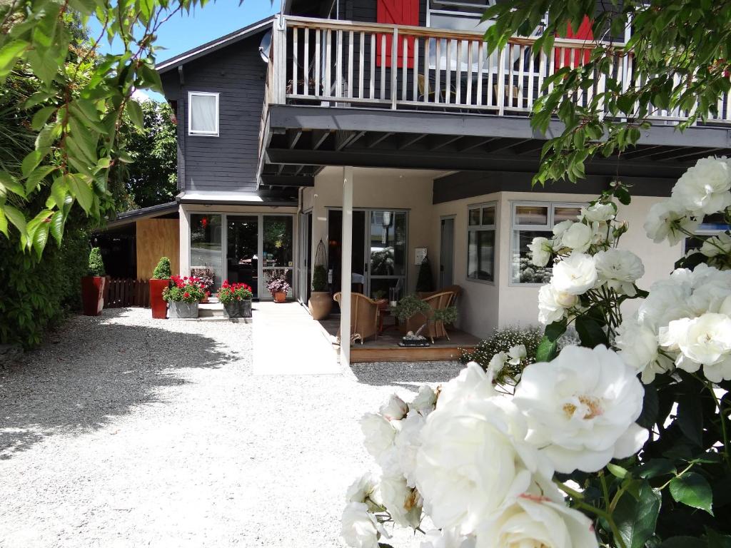 Entrance, Chalet Queenstown in Queenstown