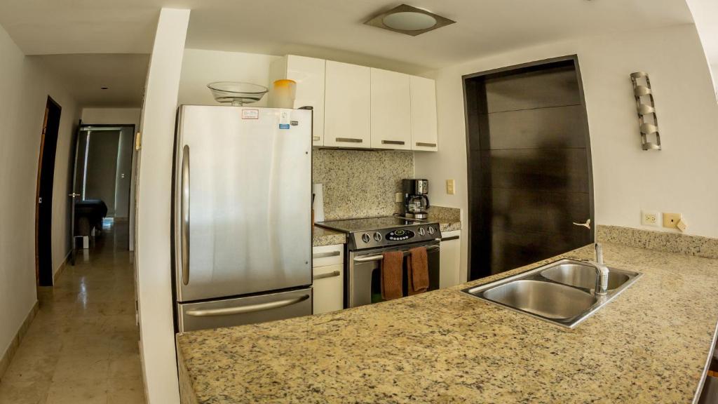 Elements Penthouse 5 condo - 5