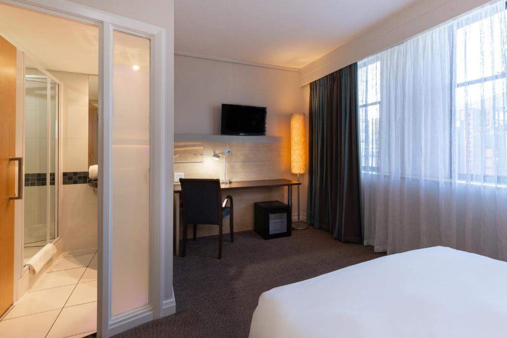 Holiday Inn Express Cape Town City Centre Photo 14