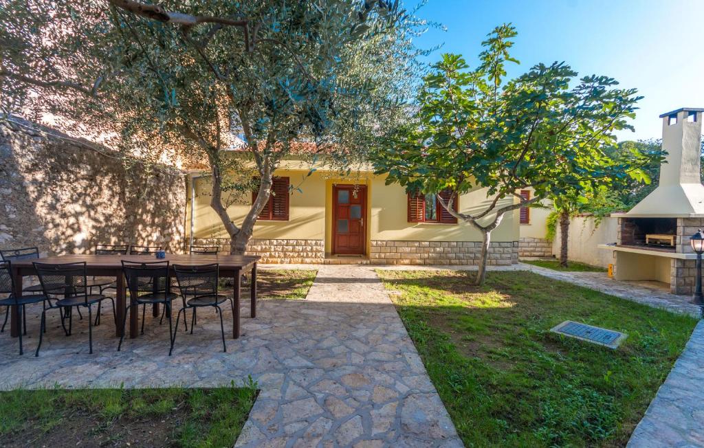 House Gaia, Sveti Filip i Jakov