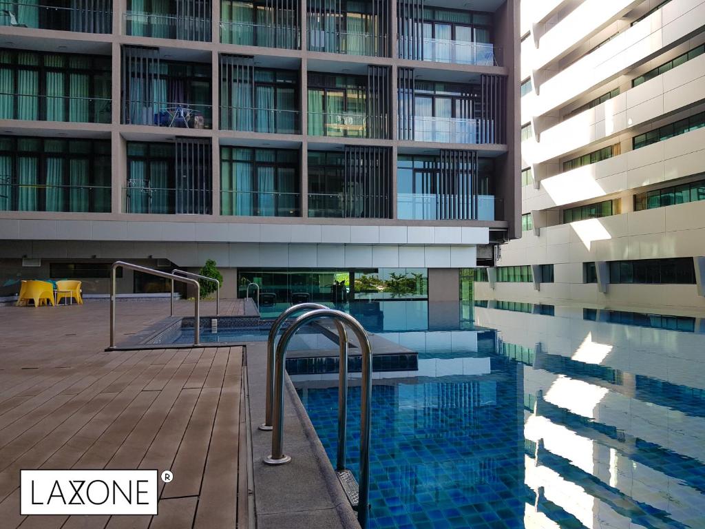 Riverson Soho - Laxzone photo