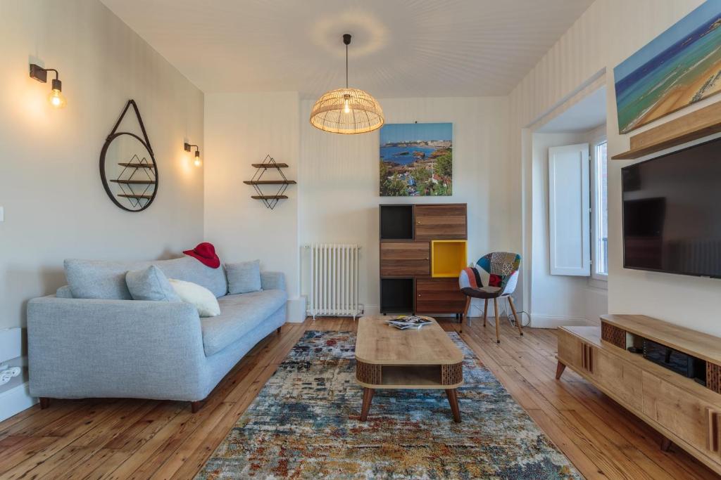 IMPERIAL Apartment in the center of Biarritz close to the beach - 4