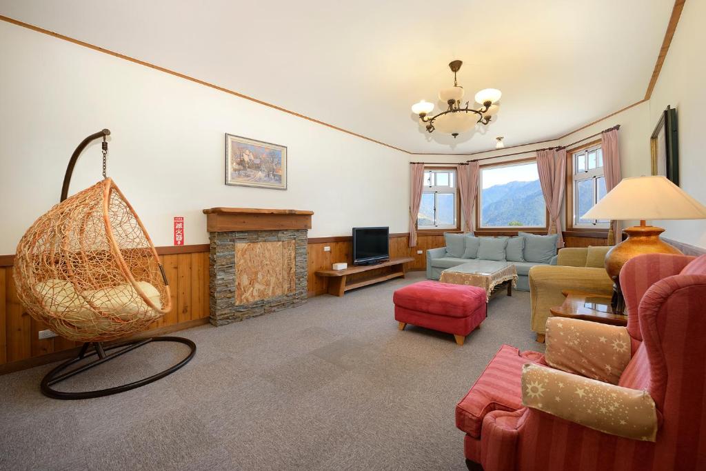 晨曦山莊 (Aurora villa)