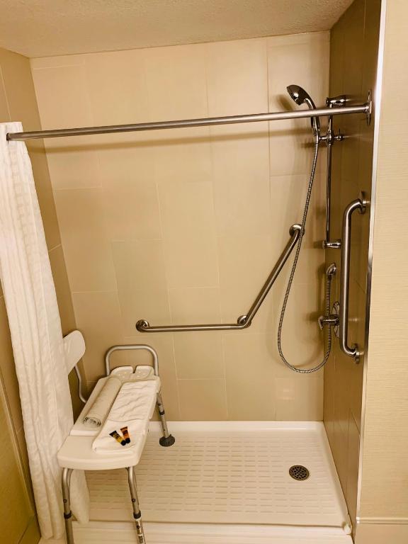 The Kanata Inns Invermere photo