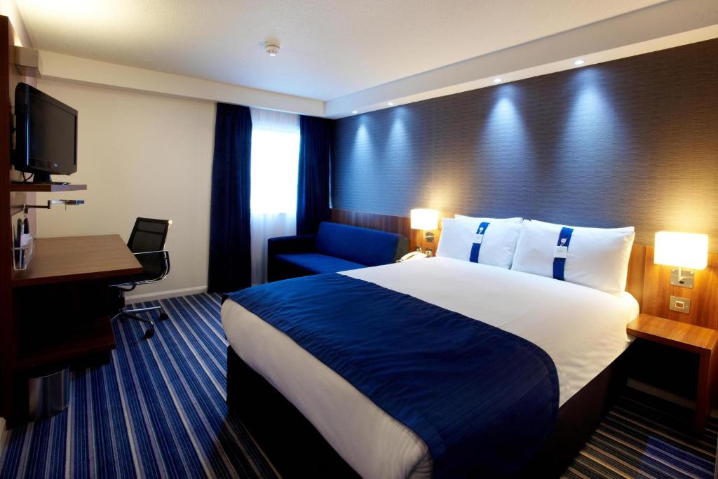 Holiday Inn Express London - ExCel Photo 6