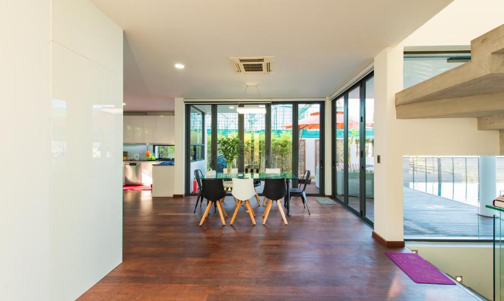 Nha Trang Hapier Villa dining