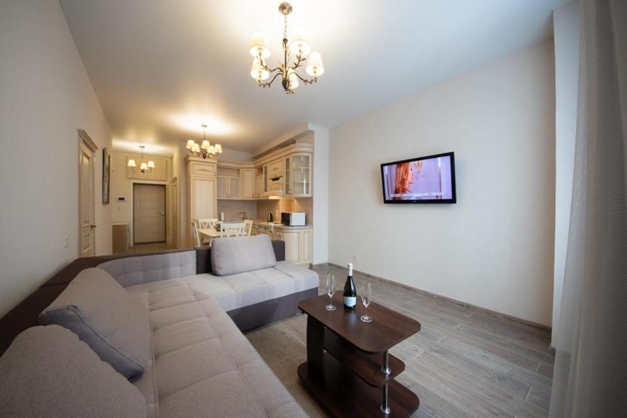 Stylish Panoramic apartments Dnipro Sail riverside, Kyjev