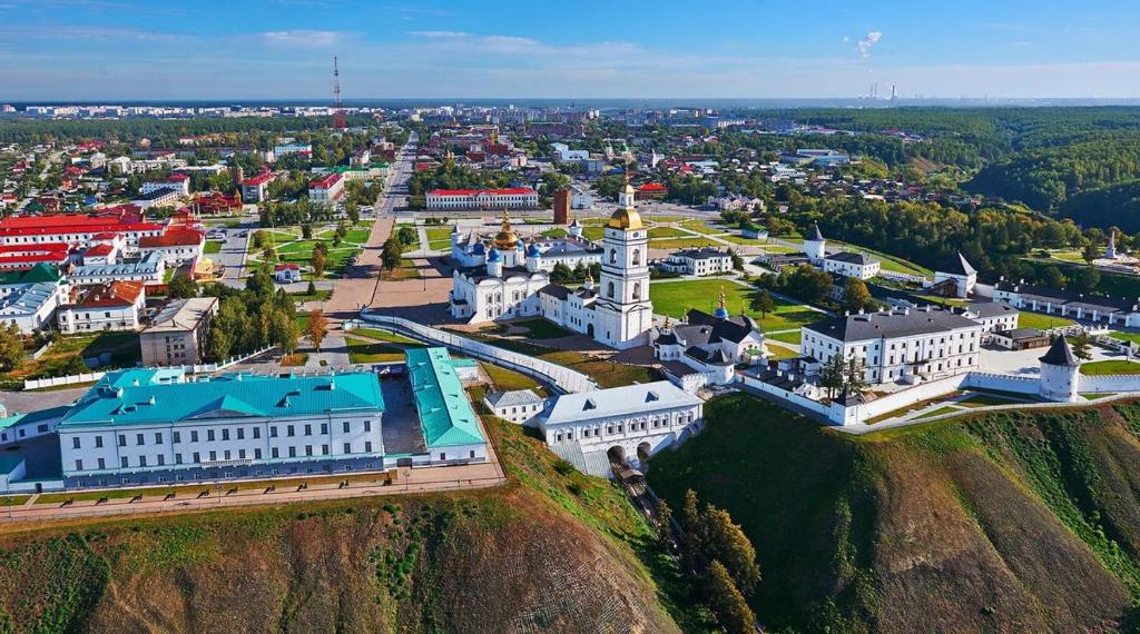 Точное время тобольск. Тобольский Кремль. Город Тобольск Тюменская область. Тобольский музей-заповедник Тобольск. Тобольский Кремль Тюмень.