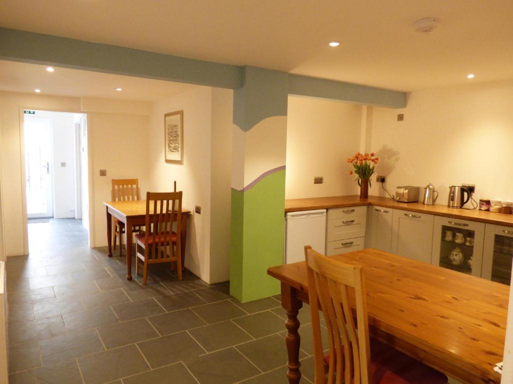 Highfield House photo 7