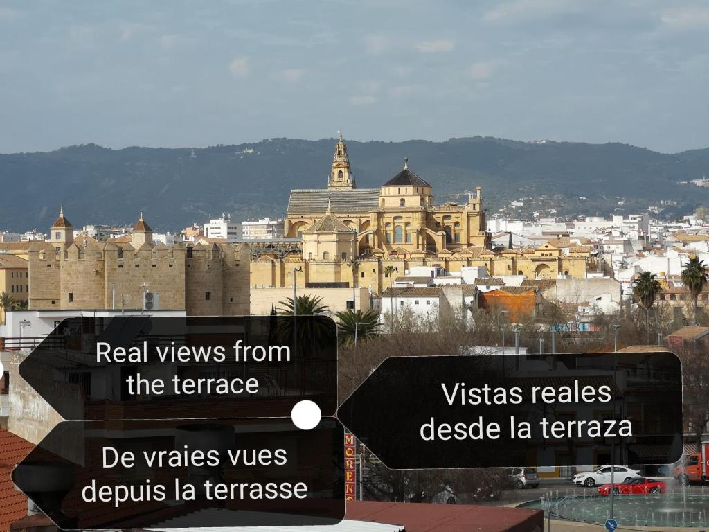 Spectacular views. All new with free parking - 2