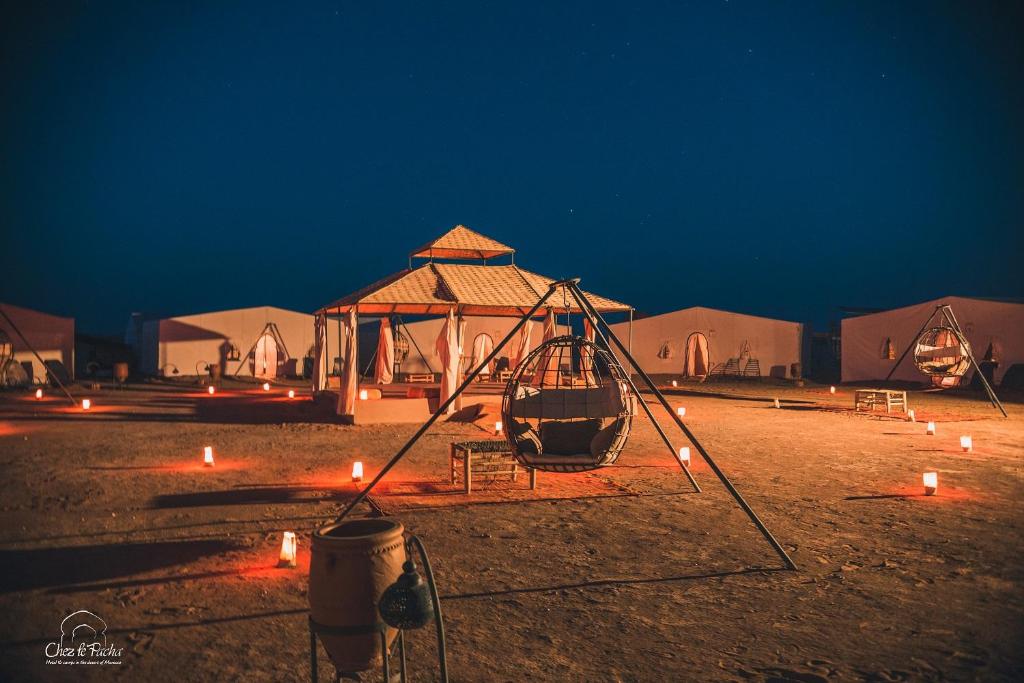 Aladdin Desert Camp — Hotel in Mhamid