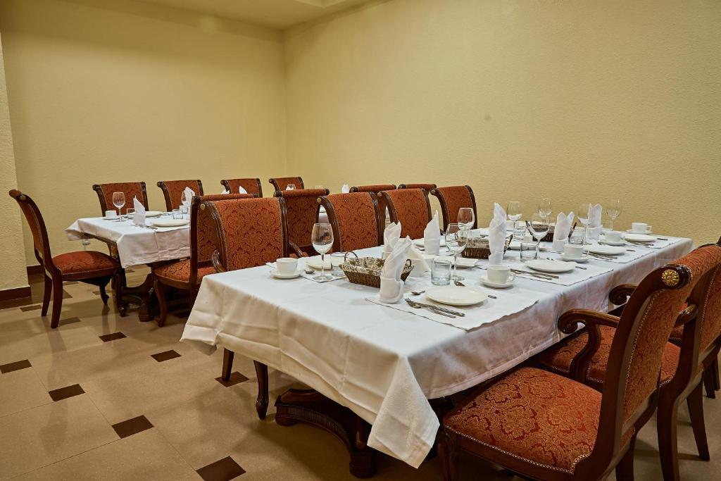 Food and beverages, Queens Hotel in Tashkent