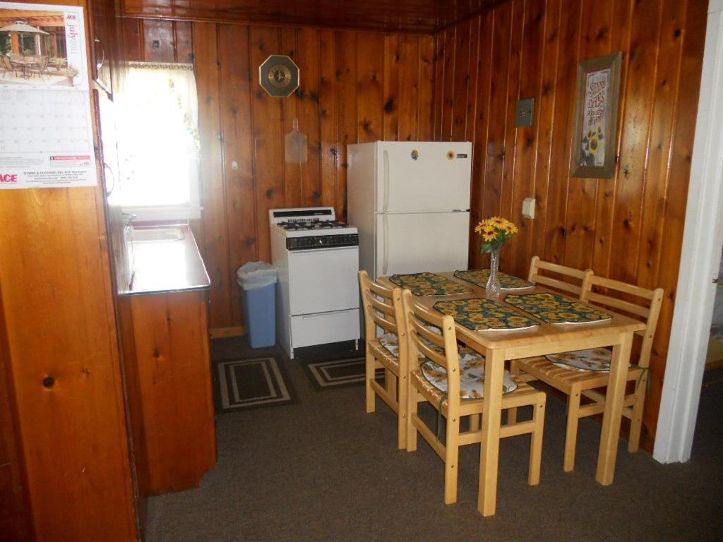 Stefan's R&R Resort photo