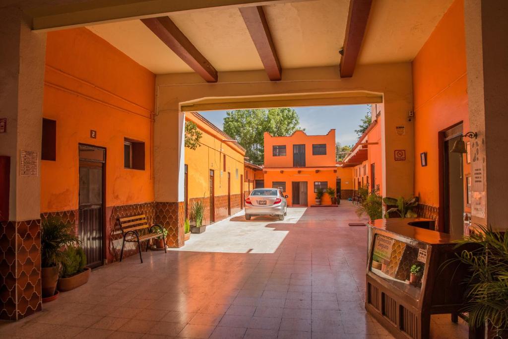 Hotel Cuauhtemoc - 2