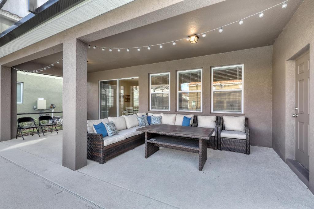 Dooger's Hideaway, Davenport