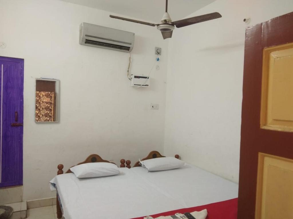 Rani A/c Guest House photo