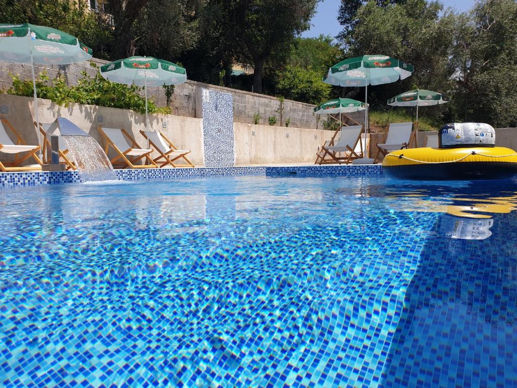 GREJM Lux Family Apartments photo