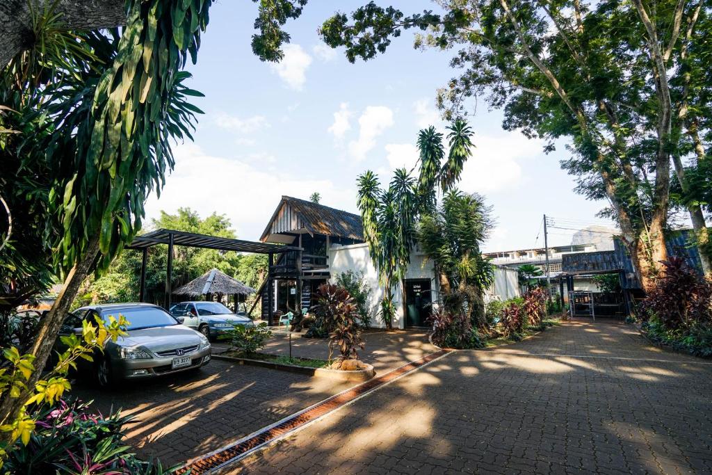 バーン チャイ ダン (Baan Chai Dan)